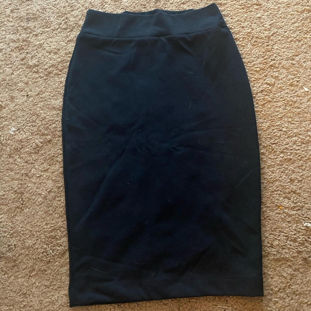 Navy pencil skirt